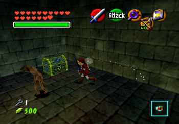 Link approaching the Boss Key treasure chest