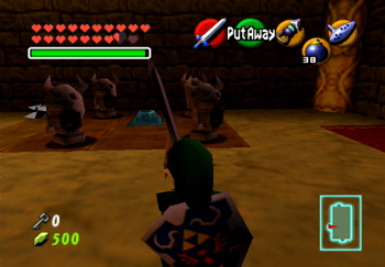 Four Statues surrounding a blue switch in the Spirit Temple